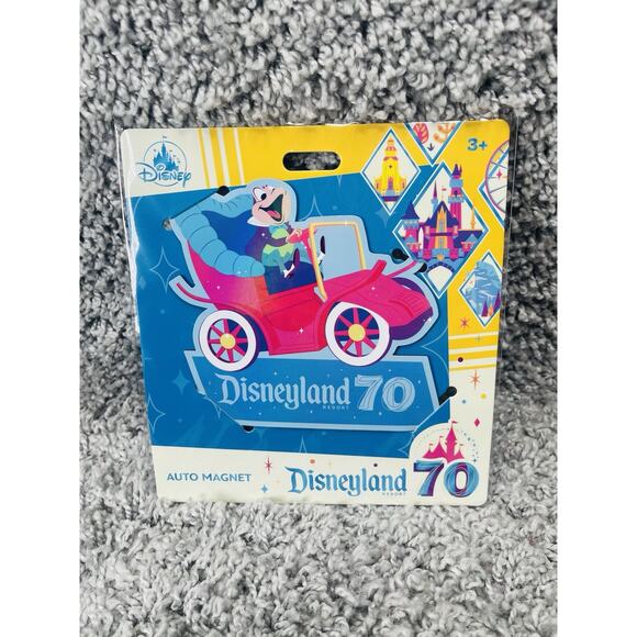 Disneyland Resort 70th Anniversary Car Magnet Mr Toads Wild Ride Brand New - Picture 6 of 10